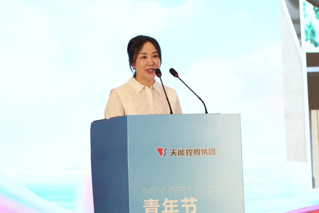 才聚bat365 智创未来｜bat365青年这样过五四.jpg