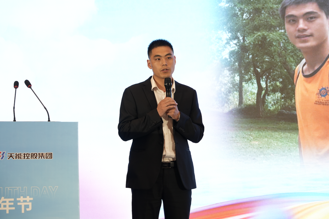 才聚bat365 智创未来｜bat365青年这样过五四_1c7e971d.png